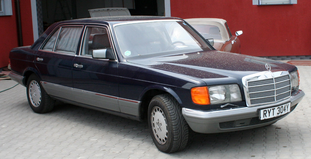 Mercedes-Benz W126